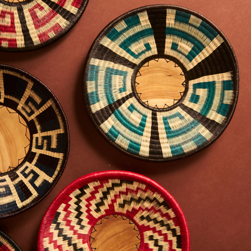 Werregue Woven Plates - The Colombia Collective