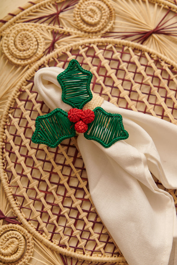 Palmito Woven Holly Napkin Rings Forest (Set of 4) - The Colombia Collective