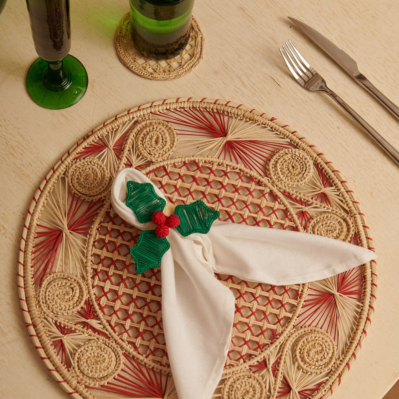 Palmito Woven Holly Napkin Rings Forest (Set of 4) - The Colombia Collective