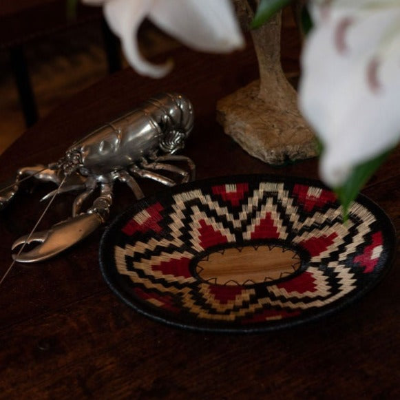Werregue Woven Plate | Armadillo - The Colombia Collective